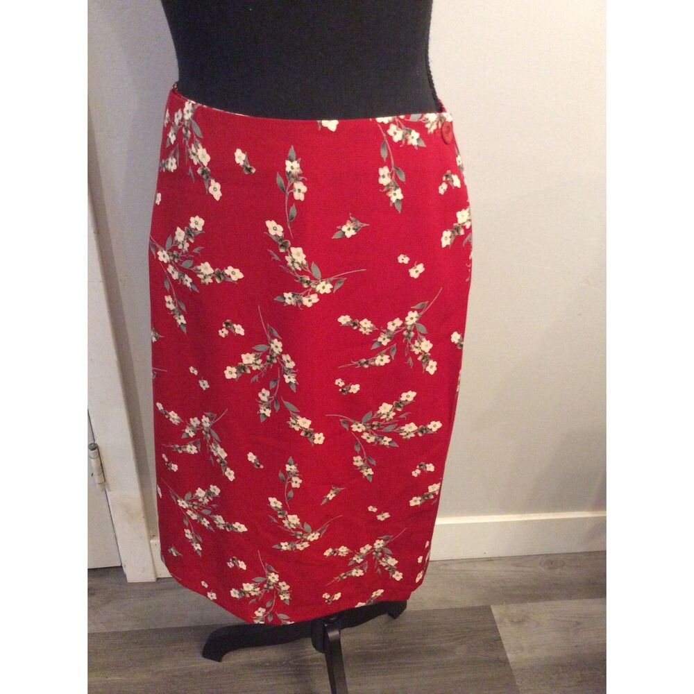 Floral Red Wrap Around Skirt career Large L Fitted Dress Barn